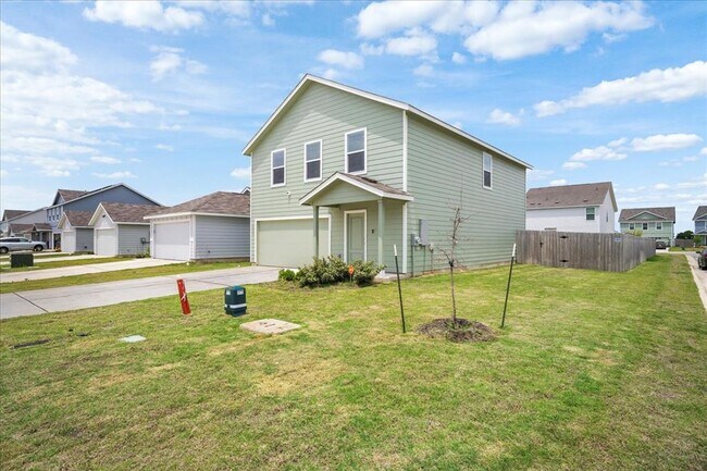 220 California Bnd in Jarrell, TX - Building Photo - Building Photo