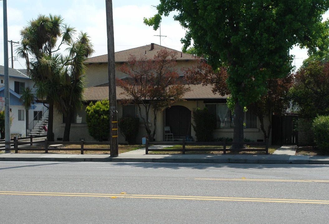 522 S Fair Oaks Ave in Sunnyvale, CA - Building Photo