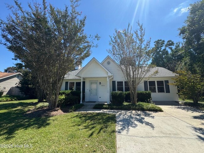 3212 Galway Rd in Castle Hayne, NC - Building Photo - Building Photo
