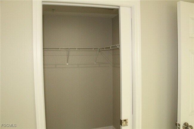 property at 912 SW 39th Terrace