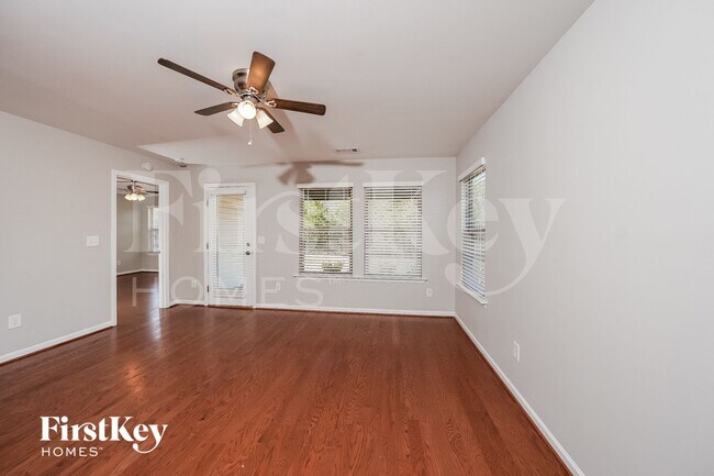 100 Village Springs Cove in Springville, AL - Foto de edificio - Building Photo