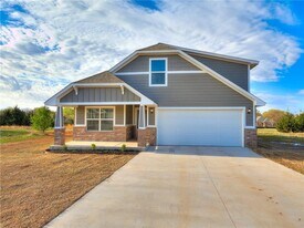 1270 Lakeview Dr in Edmond, OK - Building Photo