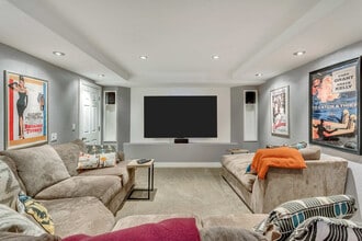 7492 Brighton Way in Salt Lake City, UT - Building Photo - Building Photo