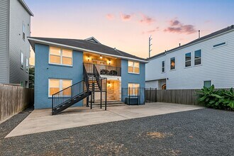 2116 Live Oak St in Houston, TX - Building Photo - Building Photo