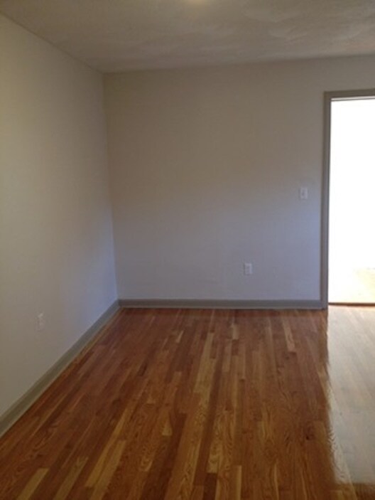 585 Broadway, Unit 3-bed SOMER in Somerville, MA - Foto de edificio - Building Photo