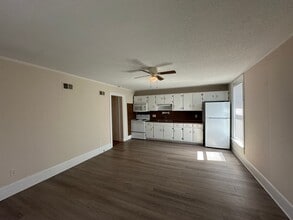 319 W 2nd St in Washington, NC - Building Photo - Building Photo