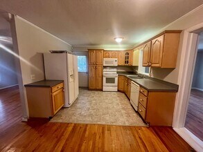 208 Vista Cir in Clemson, SC - Building Photo - Building Photo