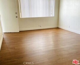 6606 Denver Ave in Los Angeles, CA - Building Photo - Building Photo