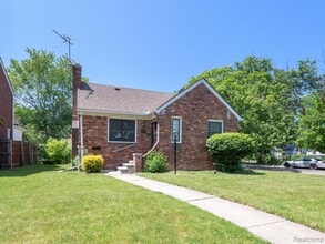 10825 Worden St in Detroit, MI - Building Photo - Building Photo