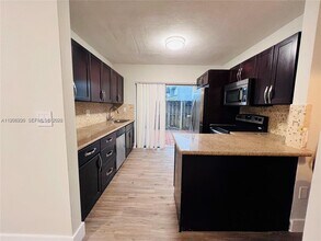 7060 NW 173rd Dr in Hialeah, FL - Building Photo - Building Photo