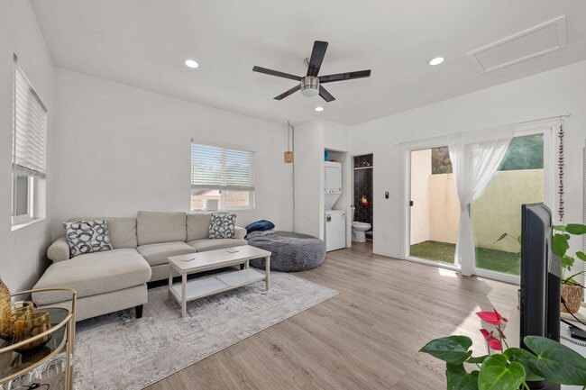5675 Campanile Way in San Diego, CA - Building Photo - Building Photo