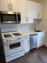 3410 W Carmen Ave, Unit 2B in Chicago, IL - Building Photo - Building Photo