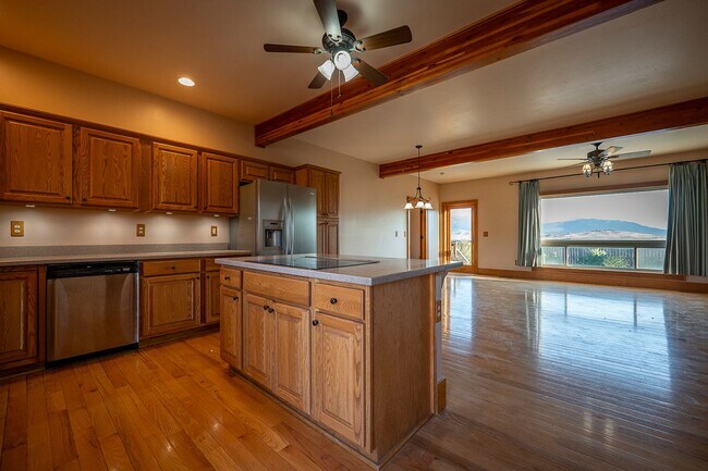 15 Hidden Ridge Rd in Livingston, MT - Building Photo - Building Photo