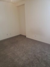 3601 Valley Vista Dr-Unit -101 in Hurst, TX - Building Photo - Building Photo