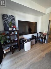 86 Dundas St E in Mississauga, ON - Building Photo - Building Photo