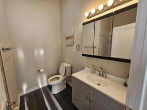 184 N Lamon Ave, Unit #1 in Chicago, IL - Building Photo - Building Photo