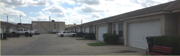 Ridgeway Townhomes, 2 bedroom, 2 baths in Corpus Christi, TX - Foto de edificio