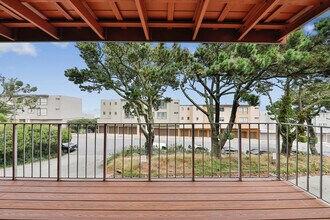 67 Parkridge Dr, Unit 0 in San Francisco, CA - Building Photo - Building Photo