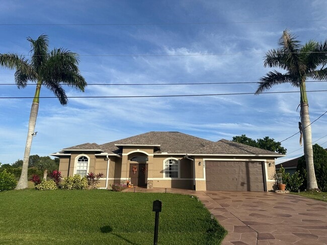 property at 2347 SW Kent Cir