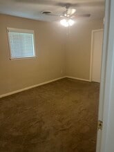 2100 Vail Dr in Port Lavaca, TX - Building Photo - Building Photo