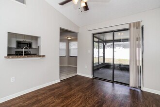 2683 Black Oak Ln in Kissimmee, FL - Foto de edificio - Building Photo