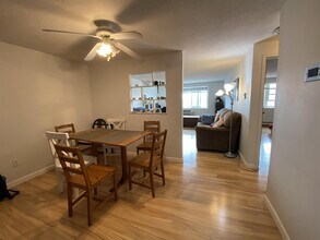 94 Beacon St, Unit 35 in Somerville, MA - Building Photo - Building Photo