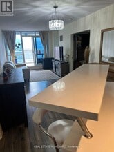 218 Queens Quay W in Toronto, ON - Building Photo - Building Photo