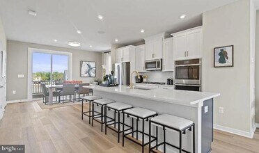 24135 Pissarro Dr in Sterling, VA - Building Photo - Building Photo