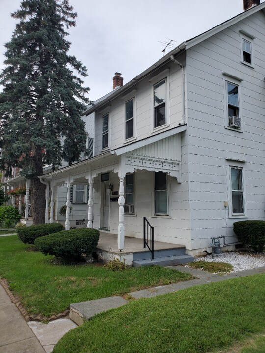 1407 Main St in Northampton, PA - Building Photo