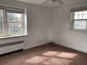 2443 N 50th St in Philadelphia, PA - Building Photo - Building Photo