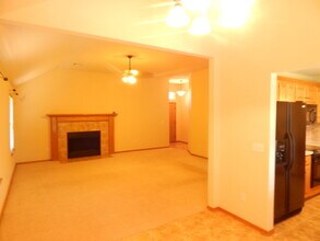2304 NW 157th St in Edmond, OK - Building Photo - Building Photo