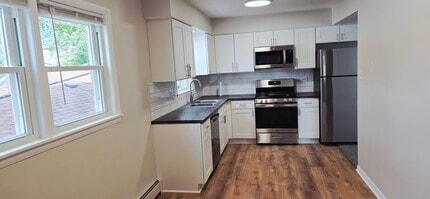 4848 W 83rd St in Burbank, IL - Foto de edificio - Building Photo
