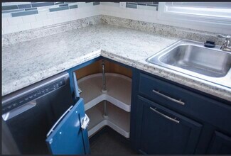 3000 Golden Rd, Unit 18 in Greenville, NC - Building Photo - Building Photo