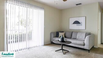 4148 53rd Ave W, Unit 0314 in Bradenton, FL - Building Photo