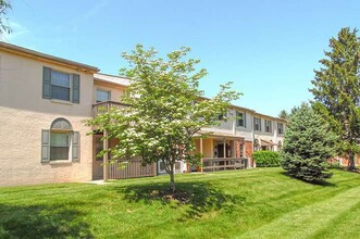 Metropolitan Highgate in West Chester, PA - Foto de edificio - Building Photo