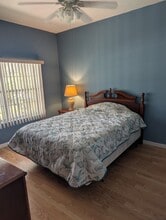 1651 Red Oak Ln in Port Charlotte, FL - Building Photo - Building Photo