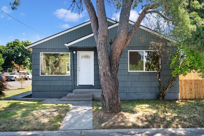 property at 6302 SE 91st Ave
