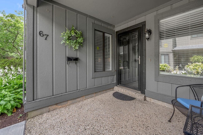 500 Laketower Dr in Lexington, KY - Building Photo - Building Photo