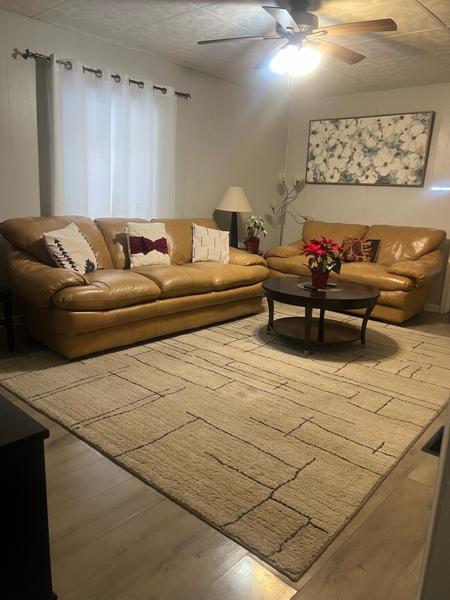 property at 358 W 9th St