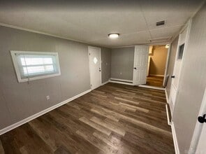 7409 Skylark Dr in Little Rock, AR - Building Photo - Building Photo