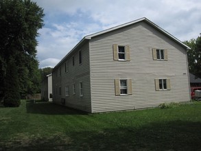 410 E Walnut St in Oneida, NY - Building Photo - Building Photo