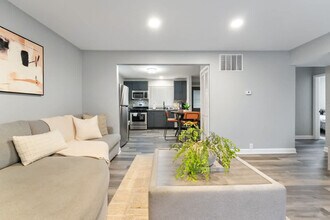 5840 81st Pl in Burbank, IL - Building Photo - Building Photo