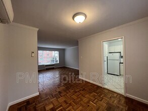 10411 Montrose Ave in Bethesda, MD - Building Photo - Building Photo