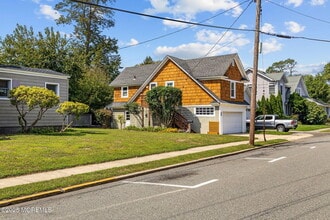 801 Atlantic Ave in Point Pleasant Beach, NJ - Building Photo - Building Photo