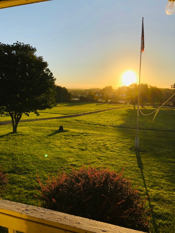 43 Serpentine Rd in Warren, RI - Foto de edificio - Building Photo