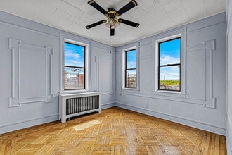 245 Liberty Ave, Unit 2R in Jersey City, NJ - Foto de edificio - Building Photo
