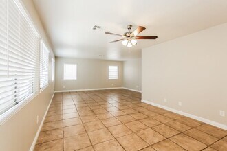 7825 Purple Mountain Ave in Las Vegas, NV - Building Photo - Building Photo