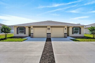 32635 Vista Ave in Leesburg, FL - Building Photo