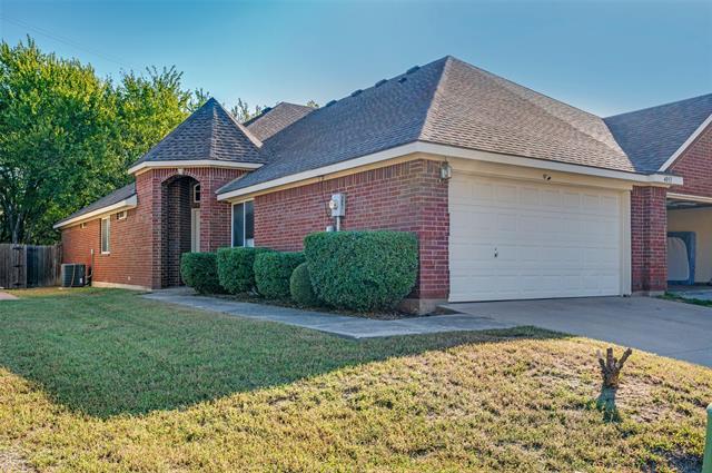 4051 Cottage Park Ct in Arlington, TX - Building Photo