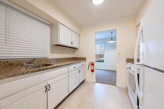 2137 8th Ave in Sea Girt, NJ - Building Photo - Building Photo